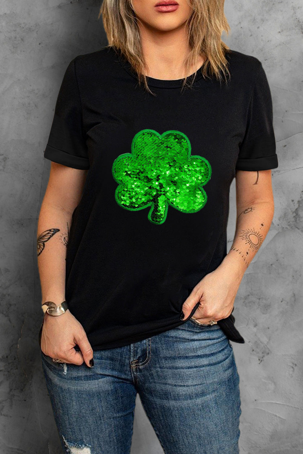 St Patricks Day Shirt Ladies Black Sequin Clover Embroidered Round Neck Graphic Tee Women's St Patty's T Shirt