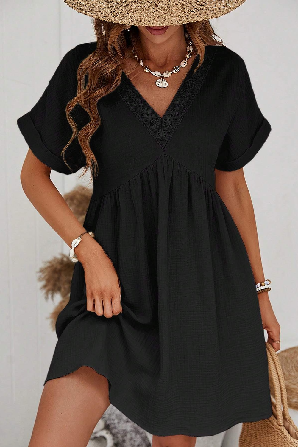 Women’s Black Dress Short Sleeve Lace V Neck Short Flowy Casual Fashion Dresses