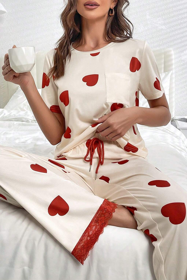 cute pajamas, cute pjs, valentines pjs, womens pjs, heart print pajamas, womens fashion, cute gifts, nice gifts, nice pajamas, womens pjs, fashion pjs, nice pjs 