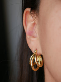 earrings, gold earrings, gold hoop earrings, chunky earrings, jewelry, stelring silver earrings, statement earrings, christmas gifts, birthday gifts, anniversary gifts, fine jewelry, fashion jewelry, trending on tiktok, kesley jewelry, gold plated earrings, gold plated jewelry, chunky hoop earrings, triple hoop earrings, thick gold earrings, fashion jewelry, designer earrings