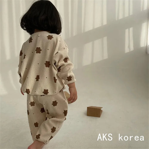 Kids clothing, kids fashion , Children’s pants, kid’s trousers, girls pants, toddler pants, kid’s clothing, children fashion, kids apparel, kids wear, comfortable kids clothing, pants for kids, loose pants for kids, sweatpants for kids, cotton clothes for kids, natural material clothing for kids, breathable clothing for kids, affordable kids clothing, cute outfit kids, linen pants for kids, cute sets for toddlers, natural colors clothing for kids, kids cotton clothing, toddler clothing, toddler sets