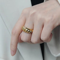 rings, real gold rings, croissant ring, croissant ring in real gold, real 18k gold rings, real 18k gold jewelry, solid gold jewelry, waterproof rings, tiktok jewelry, trending fashion, new womens fashion jewelry, statement rings, nice rings, fine jewelry, cheap fine jewelry, birthday gifts, anniversary gifts, nice jewelry, nice rings, gold accessories, popular fashion, dome rings, jewelry that does not fade , kesley jewelry