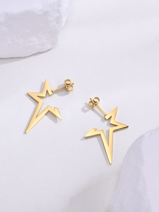 star earrings, gold earrings, gold plated earrings, cute jewelry, cool earrings, stud earrings, statement earrings, fashion jewelry, accessories, kesley jewelry, hypoallergenic earrings, gifts for her, spike jewelry, spike earrings, trending jewelry, new styles of jewelry, big gold earrings