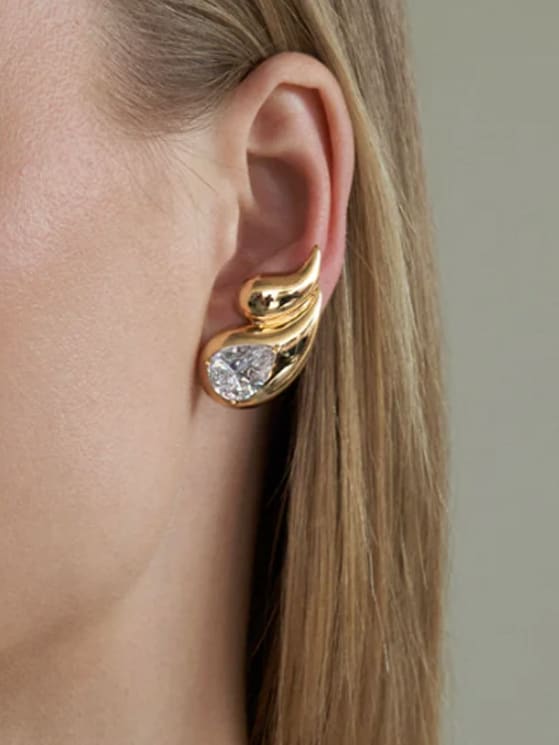 earrings, big earrings, gold earrings, big stud earrings, chunky earrings, statement earrings, nice earrings, new womens fashion, drop earrings, tear drop earrings, big gold accessories,  designer earrings,  birthday gifts, anniversary gifts, graduation gifts, new earring styles, trending fashion, trending earrings, trending jewelry, kesley fahsion, jewelry websites, kesley jewelry, trending on tiktok, cheap jewelry, fine jewelry