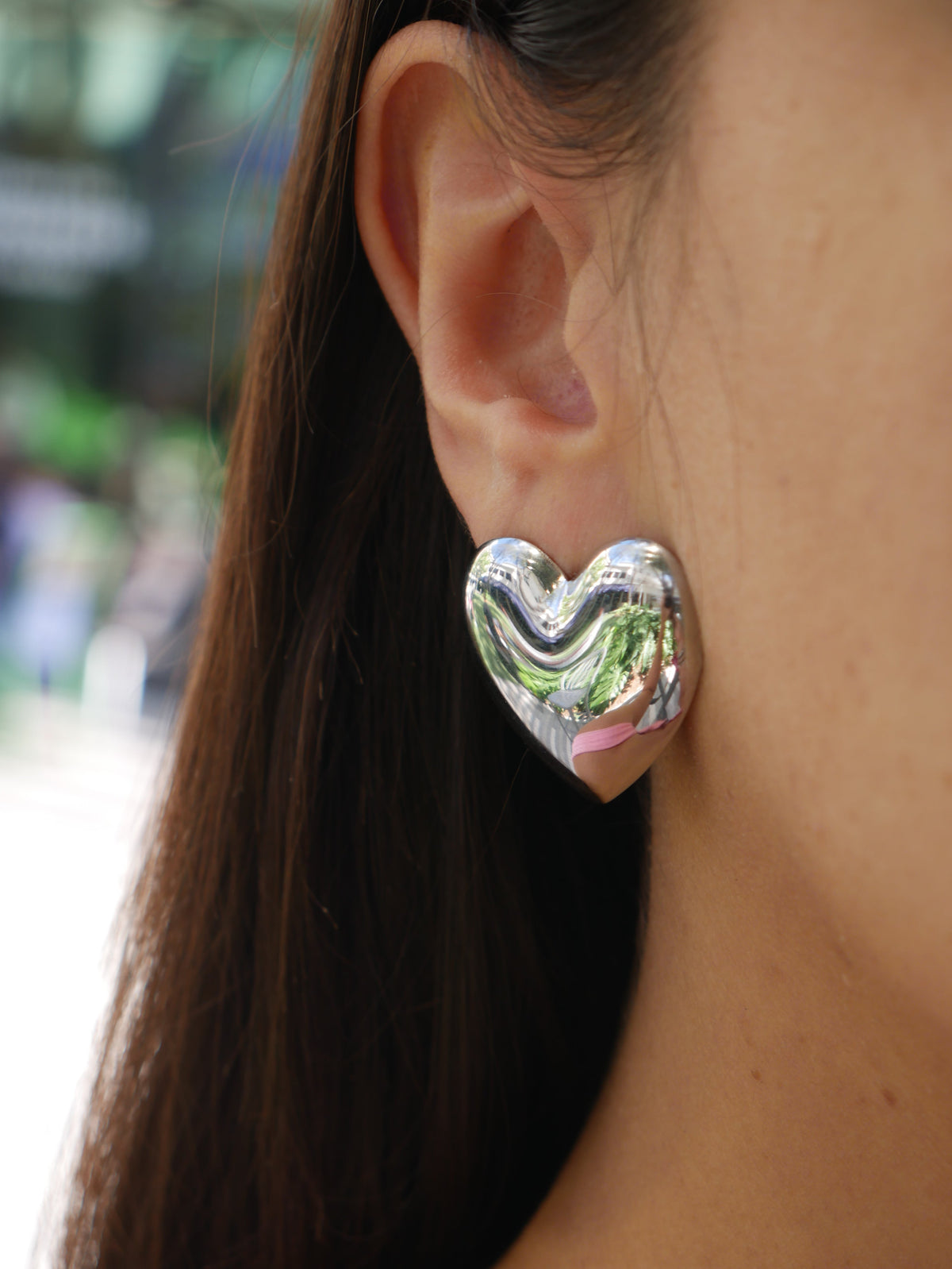 earrings, heart earrings, big heart earrings, big earrings, big silver earrings, chunky jewelry, heart jewelry, trending fashion, new womens fashion, birthday gifts, anniversary gifts, nice jewelry, nice earrings, cute earrings, cute jewelry, tiktok brands, earring ideas, jewelry ideas, designer earrings, affordable fine jewelry, nice designer jewelry, cute designer jewelry, kesley fashion