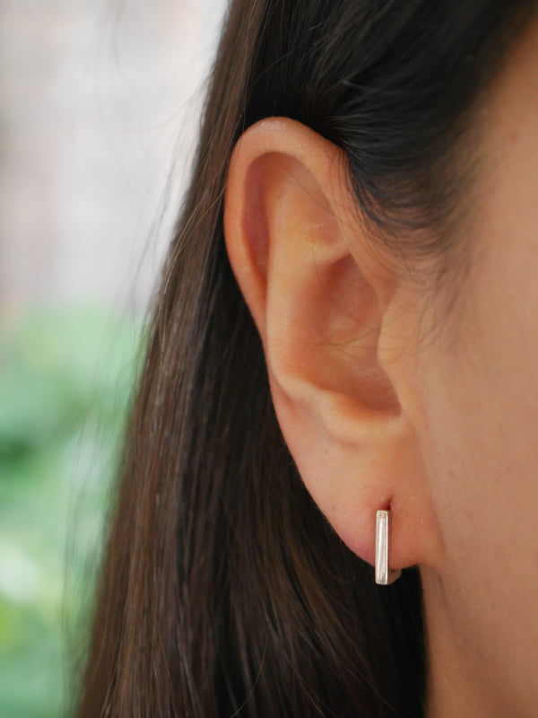 earrings, hoop earrings, small hoop earrings, silver hoop earrings, square hoop earrings,  earrings for men, earrings for women, jewelry website, small hoop earrings, minimalist hoop earrings, dainty hoop earrings, nice jewelry, nice earrings, earrings that don't turn green with water, fine jewelry, plain silver earrings 