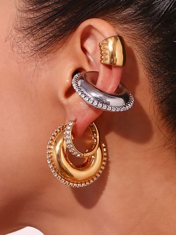 earrings, hoop earrings, chunky hoop earrings, gold jewelry, cool jewelry, new womens fashion, gifts, birthdya gifts, earring ideas, cool jewelry stores, jewelry websites, designer jewelry, jewelry styling ideas, birthday outfit ideas, jewelry photoshoot ideas, Kesley Jewelry, Kesley Boutique, popular jewelry, fashion 2024, gold earrings, chunky gold earrings, big hoop earrings, affordable jewelry, designer jewelry 