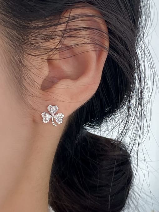 earrings, studs, clover earrings, clover stud earrings, womens jewelry, nice earrings, st patricks day jewelry, st pattys day jewelry, irish jewelry, leaf earrings, lucky clover earrings, three leaf clover earrings, womens earrings, womens jewelry , designer earrings, nice earrings, nice jewelry, cute earrings