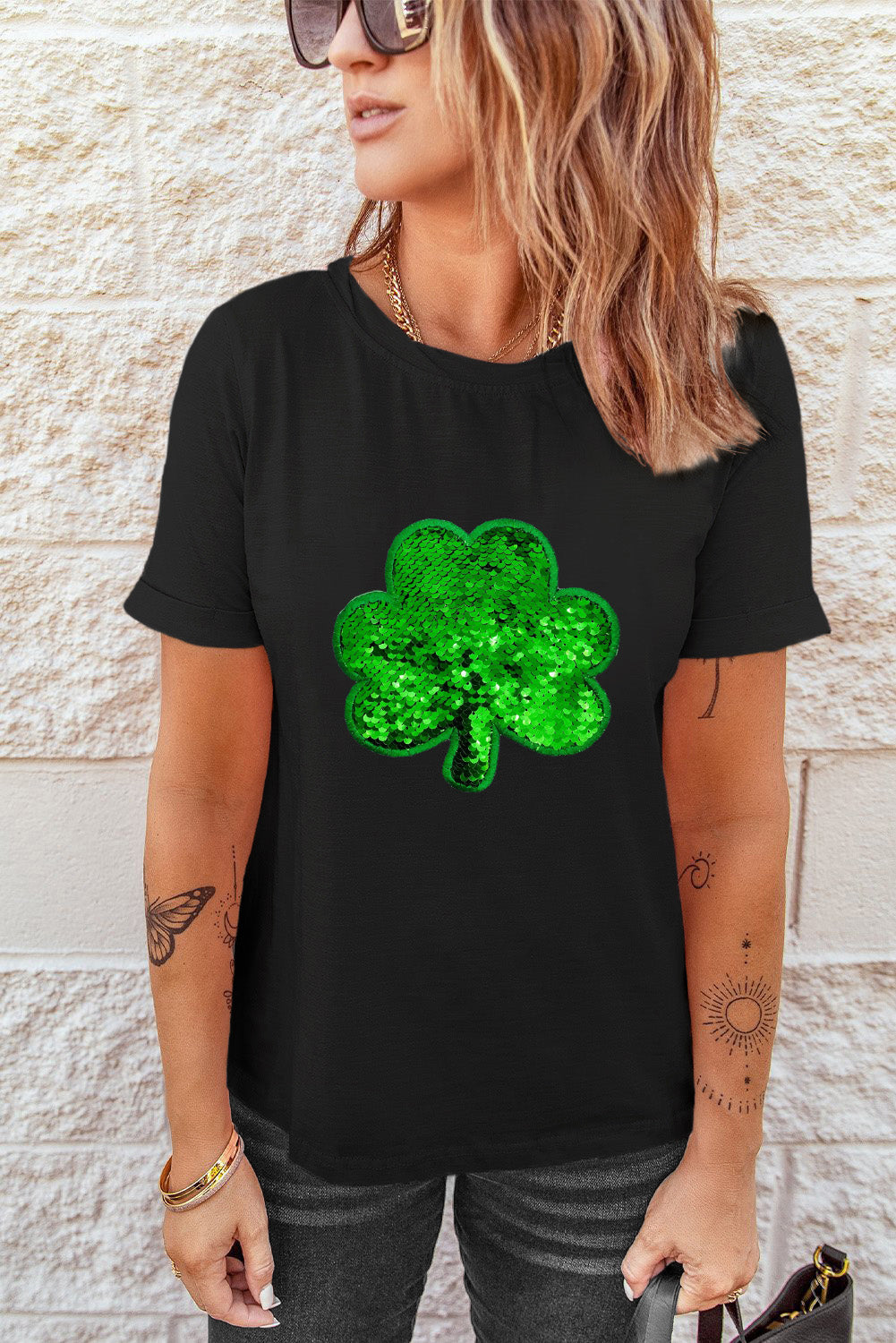 St Patricks Day Shirt Ladies Black Sequin Clover Embroidered Round Neck Graphic Tee Women's St Patty's T Shirt