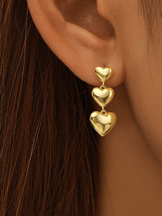 heart earrings, gold heart earrings, trending jewelry, dangly heart earrings, white gold heart earrings, sterling silver heart earrings, heart jewelry, plain heart jewelry, tarnish free earrings, tarnish free white gold earrings, tarnish free earrings, tarnish free jewelry, kesley jewelry, gift ideas, birthday gift ideas, nice jewelry, trending jewelry, dangly earrings, tarnish free earrings, tarnish free jewelry, bubble heart earrings, white gold jewelry, trending on instagram