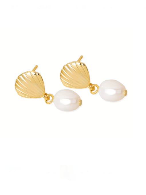 seashell earrings, pearl earrings, gold plated earrings, seashell with pearl earrings, fashion jewelry, summer jewelry, vacation jewelry, nickel free earrings, birthday gift ideas, earrings for sensitive ears, luxury designer waterproof earrings, summer accessories, vacation jewelry, real pearl earrings, designer inspired, luxury earrings, anti tarnish earrings, nice jewelry, kesley boutique