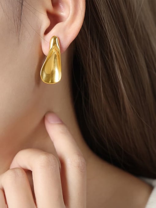 Big gold earrings, plain gold earrings, chunky gold earrings, statement earrings, gold jewelry, gold plated jewelry, Fashion jewelry, statement earrings, kesley jewelry, popular jewelry, chunky gold earrings, cool earrings, cool jewelry, birthday gifts, anniversary gifts