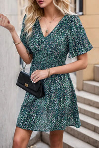 Dresses, women’s fashion, cute clothes, women’s clothing, short dresses, green dress, casual dress, floral dresses, pretty green dress