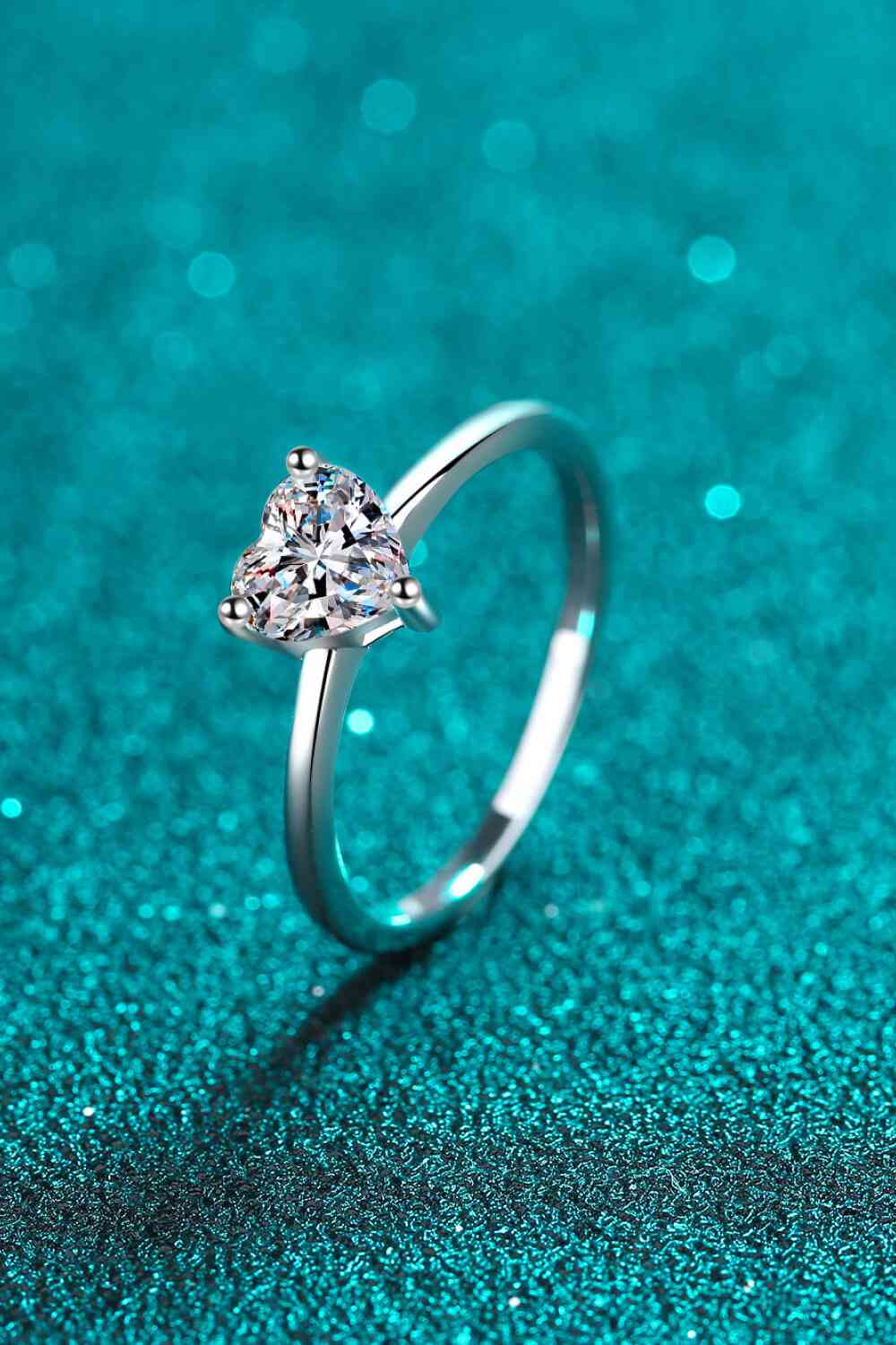 Heart-Shaped Moissanite Solitaire Ring 925 Sterling Silver Luxury Dainty Rings