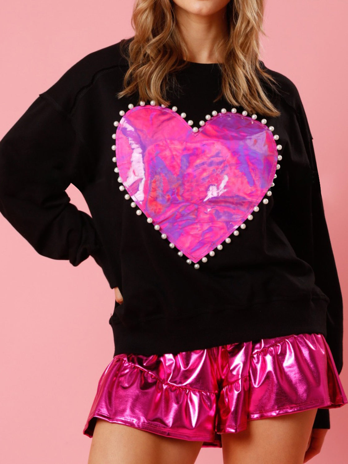 Pink Heart Shape Sweater Women's Fashion  Pearl Trim Round Neck Sweatshirt