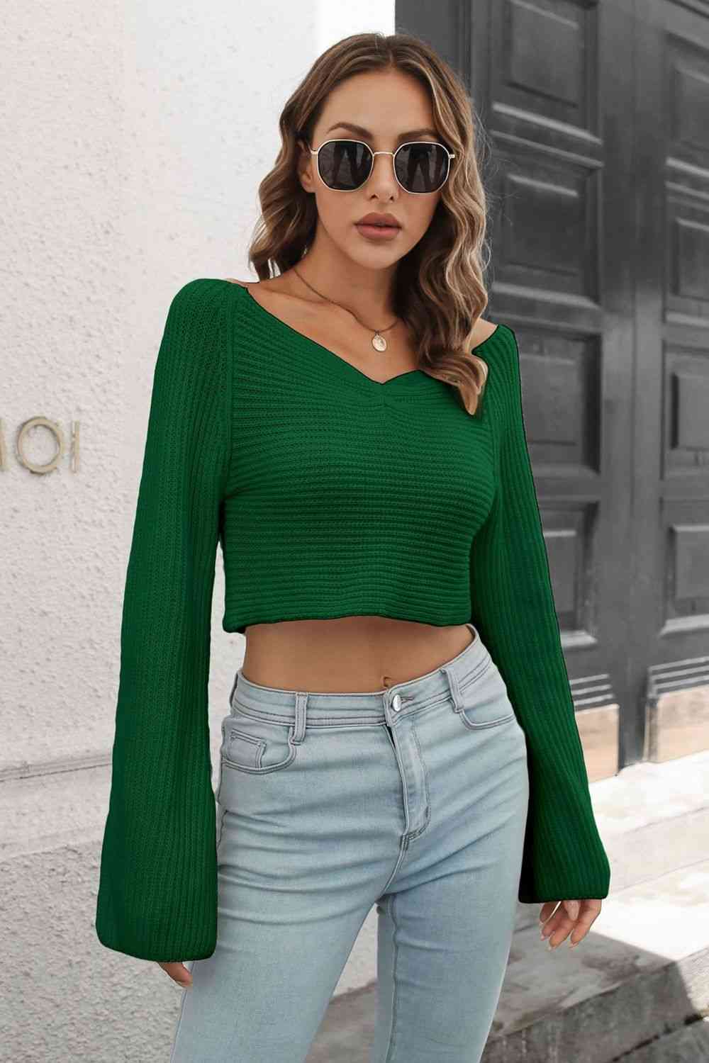 Cropped Fashion Sweater Top V-Neck Flare Long Sleeve Knit Crop Top Women’s casual wear