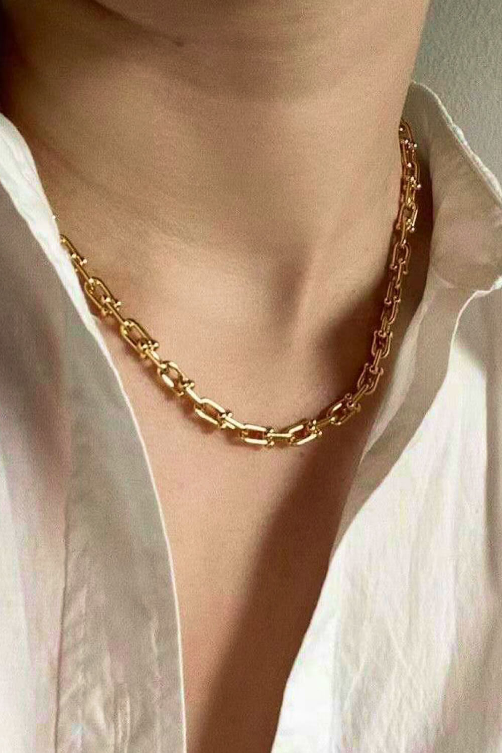 18K Stainless Steel U-Shape Chain Statement Gold Necklace