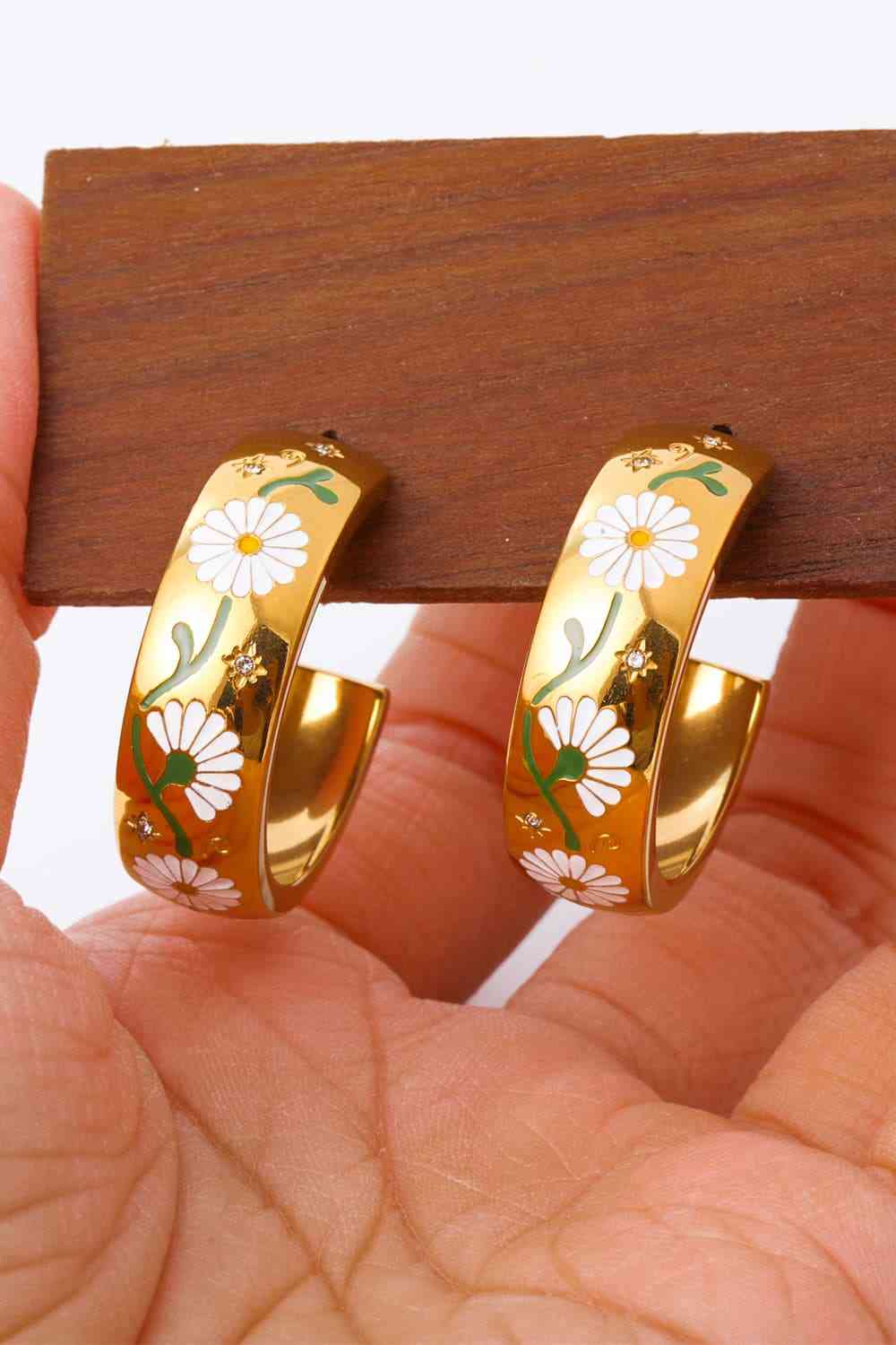 earrings, hoop earrings, gold earrings, cute earrings, flower earrings, jewelry trending on tiktok, jewelry websites, womens earrings, birthdya gifts, anniversary gifts, graduation gifts, nice jewelry, waterproof earrings, fashion jewelry, fine jewelry, gold jewelry, earring ideas, nice earrings