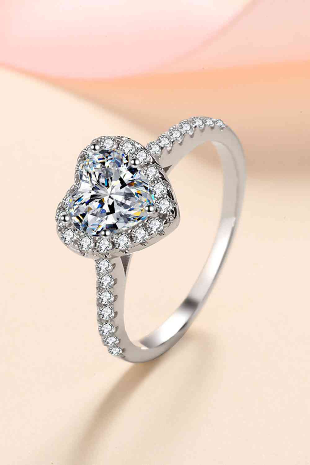 rings, moissanite rings, nice rings, heart shaped rings, fine jewelry, womens jewelry, cute rings, waterproof jewelry, heart shape jewelry, birthday gifts, anniversary gifts, fashion jewelry, trending fashion, tiktok jewelry, tiktok fashion, popular rings, tarnish free jewelry, nice rings,  graduation gifts, anniversary gifts, gift for her, gift ideas, cheap engagement rings, promise rings  