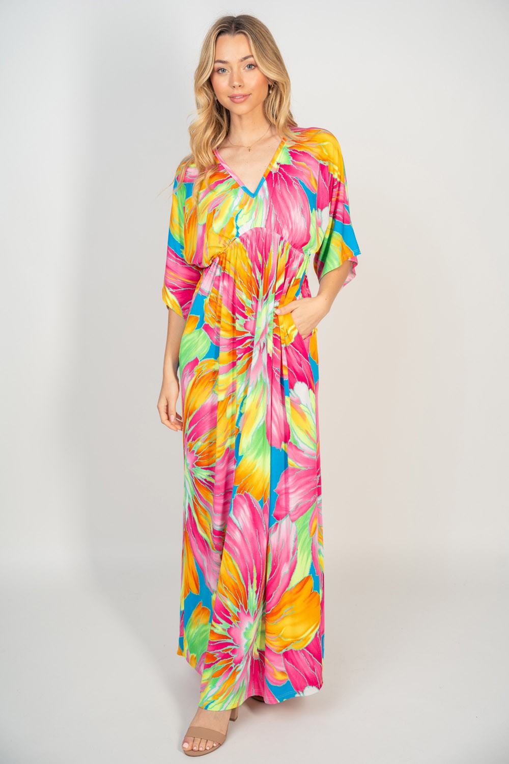 Colorful Short Sleeve Maxi Dress Women's Casual Printed V-Neck Maxi Dress with Pockets