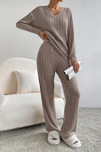 Women's comfortable Loungewear Set Pajamas  Ribbed V-Neck Top and Pants Set