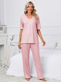 Ladies Pajamas Printed V-Neck Top and Pants Lounge Set