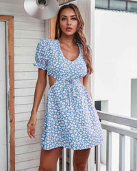 Casual Ditsy Floral Cutout Puff Sleeve Mini Dress