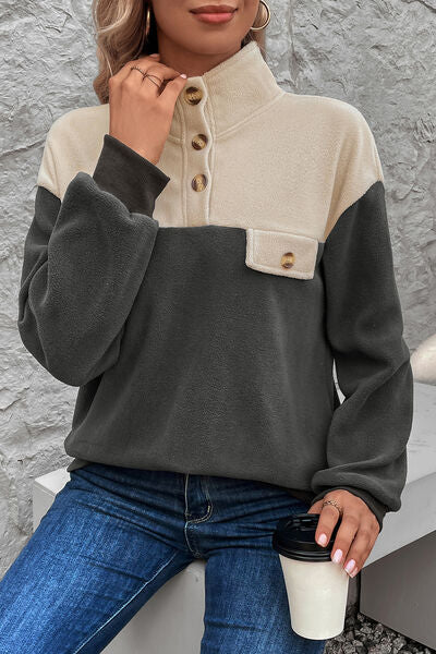 Sweaters, Sweater, sweatshirt, color block top, unique tops, casual sweatshirt, green top, Women’s fashion, women’s clothing, cute clothes, women’s clothes, comfortable women’s clothing, outfit ideas