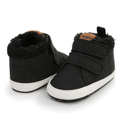 Fuzzy Velcro Kid Sneakers