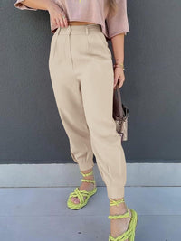 khaki pants, nude pants, trousers, womens clothing, nice pants, dress pants, high waist pants, nude pants, nice pants, womens fashion, designer clothing, outfit ideas, trending fashion,  comfortable pants, professional work pants, brown pants, brown trousers, trousers for women, skinny pants trousers, skinny trousers 