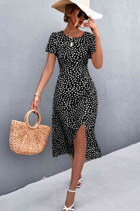 dresses, short sleeve dress, work dresses, casual work dress,  classy dresses, mature dress, day dress, vacation dresses, nicd summer dresses, black and white dress, casual work clothes for ladies, professional work dress, lunch outfit ideas, dinner outfit ideas, polka dot dresses, designer fashion, cheap dresses  