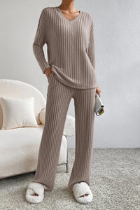 Women's comfortable Loungewear Set Pajamas  Ribbed V-Neck Top and Pants Set