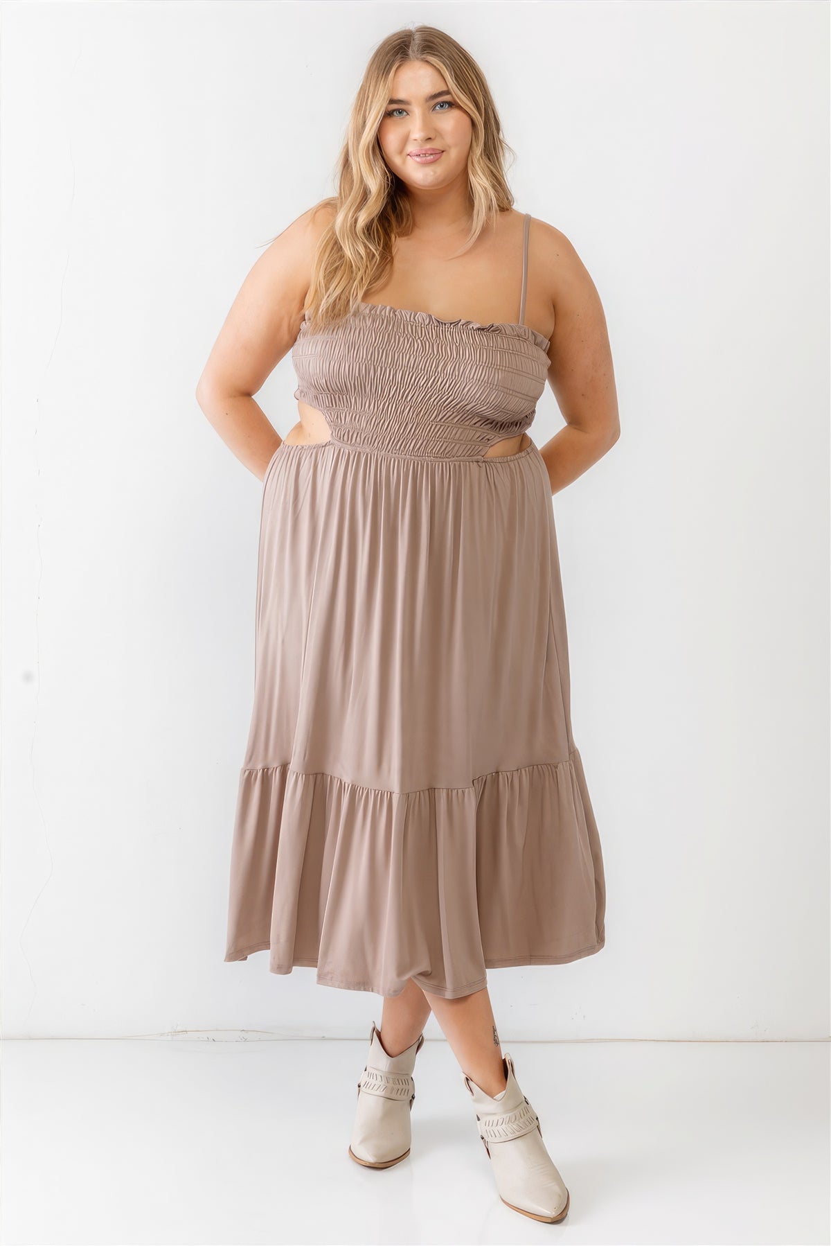 Plus Size Casual Vacation Dress Smocked Cut-out Strappy Flare Hem Midi Dress MADE IN USA Fashion