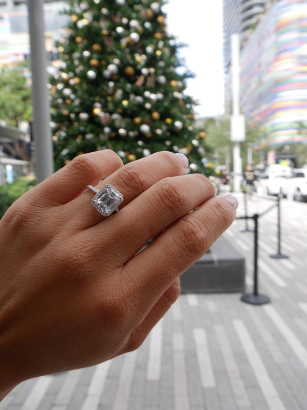 emerald cut diamond cz ring sterling silver .925. wedding and bridal rings that look real. Cheap engagement rings with cubic zirconia Kesley Boutique