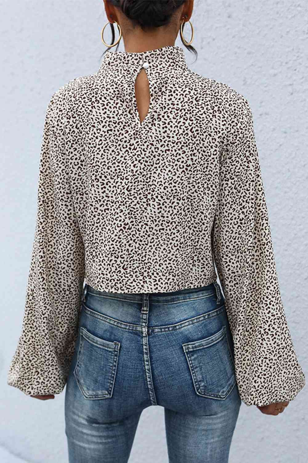 Womens Casual Long Sleeve Leopard Print Mock Neck Crop Top