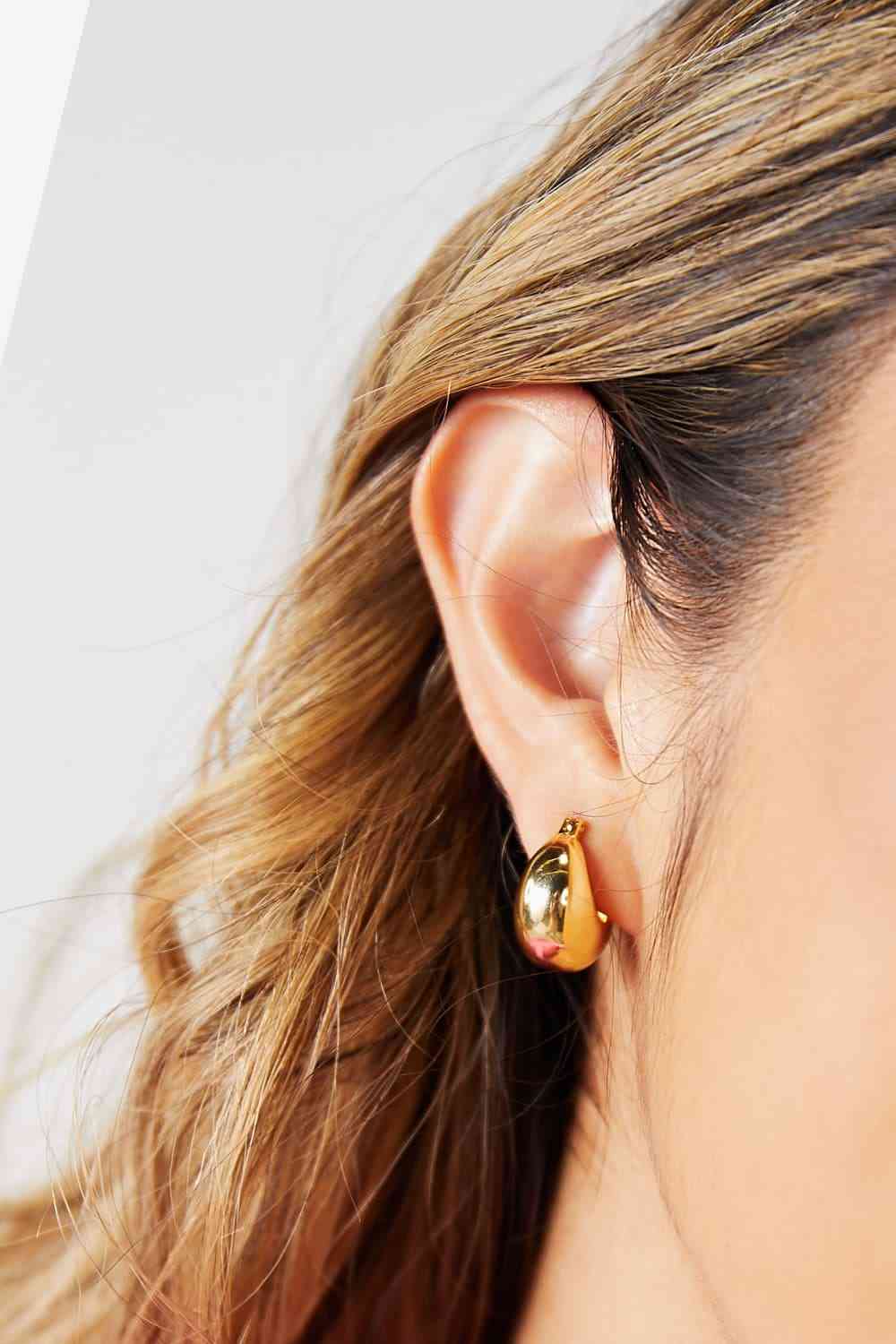 hoop earrings, gold hoop earrings, hoops