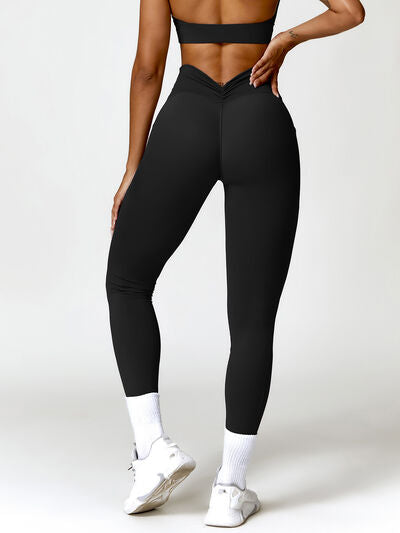 Ruched Pocketed High Waist Active Nylon Sports Sweatproof Leggings