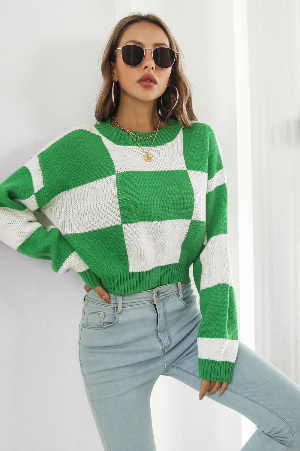 Women's Fashion Color Block Round Neck Dropped Shoulder Sweater