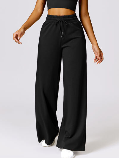 sweatpants, womens sweatpants, cute sweatpants, womens bottoms, gym pants, gym clothes, nice sweatpants, womens fashion, womens clothing, tiktok fashion, popular sweatpants, lounge clothes, loungewear clothes, black sweatpants, black womens sweatpants  