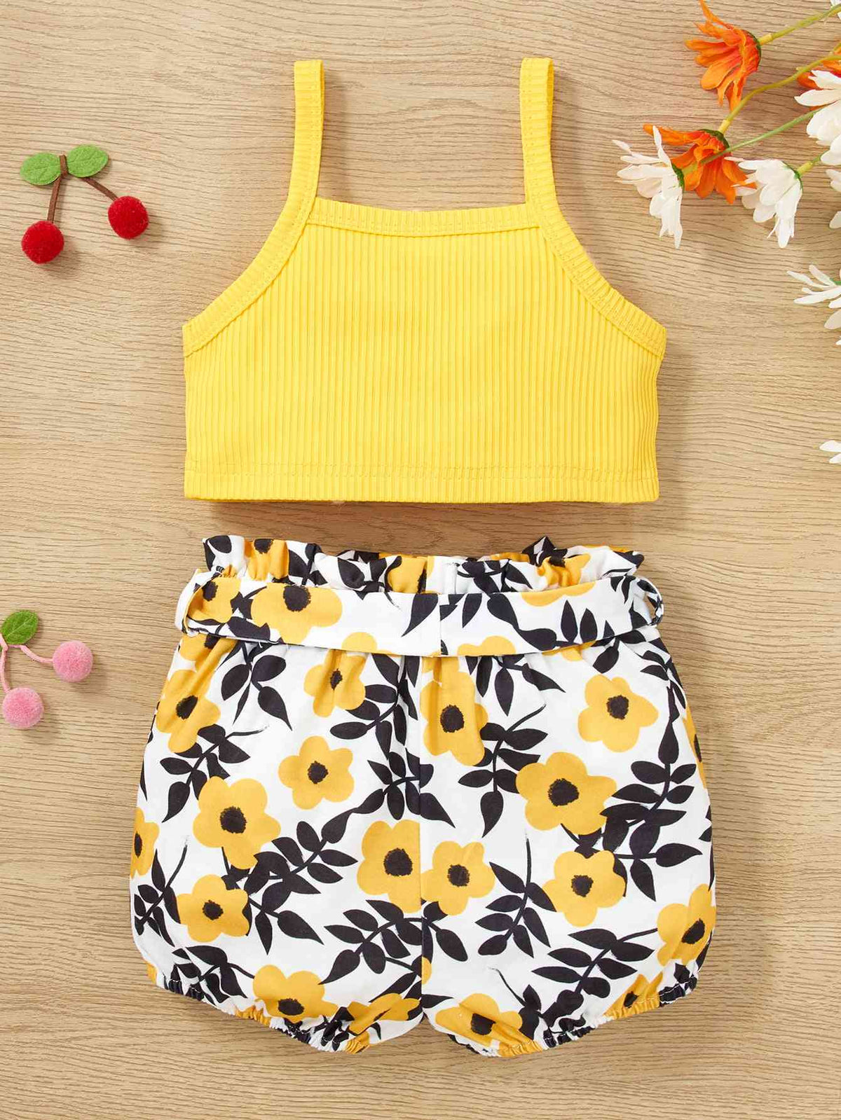 Decorative Button Tank and Floral Shorts Set Baby Fashion clothing and gifts