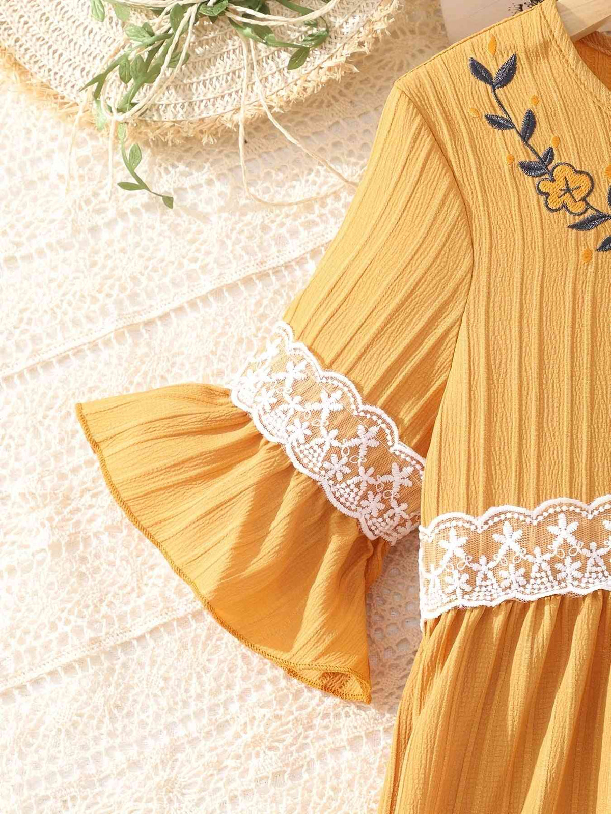 Lace Waistband Embroidery Round Neck Flounce Sleeve Dress Girls Clothing Kids Fashion