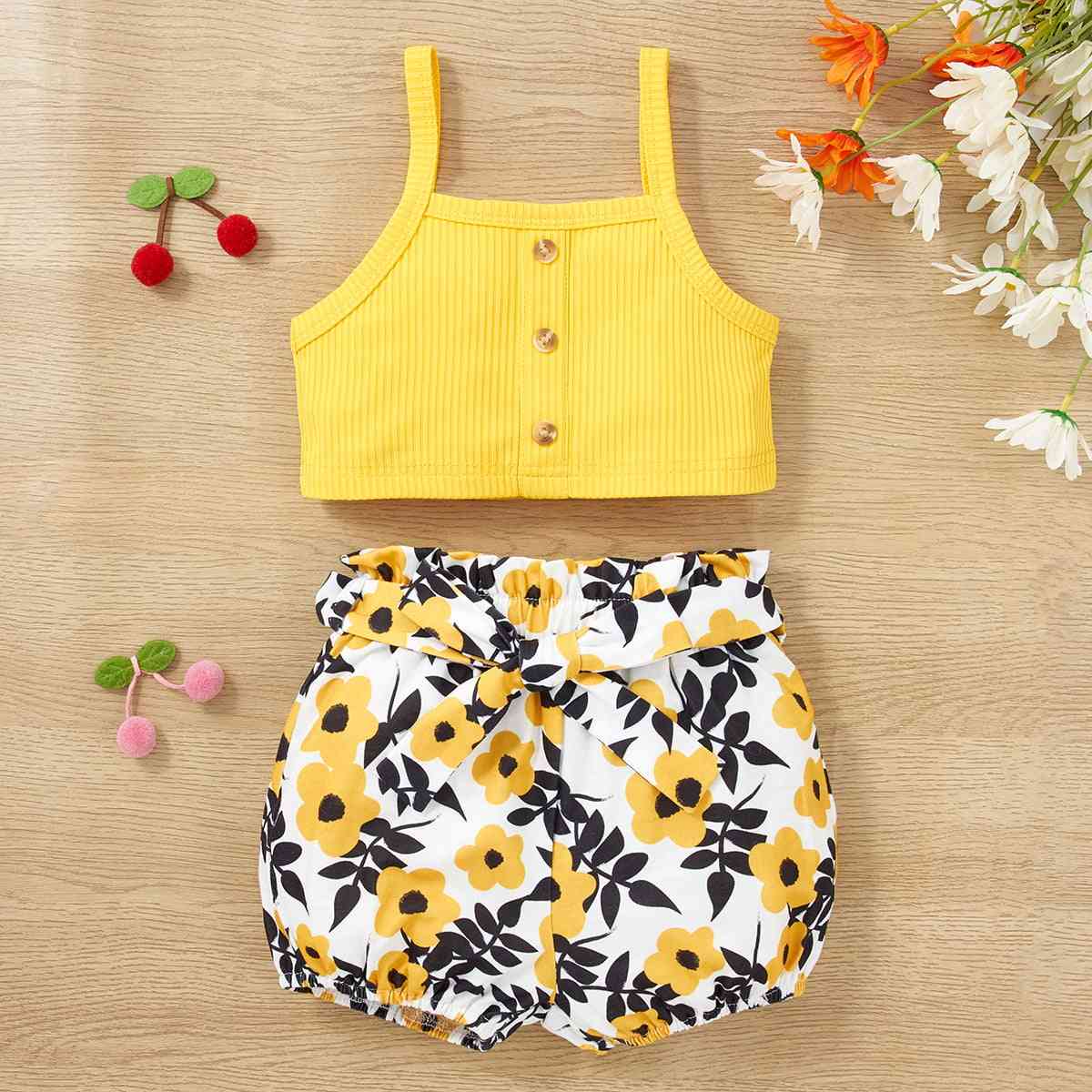 Decorative Button Tank and Floral Shorts Set Baby Fashion clothing and gifts