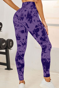 yoga pants, leggings, gym clothes, good quality gym clothes, fast drying gym clothes, sweat proof clothes, sweat proof gym clothes, nice yoga pants, tie dye yoga pants, tie dye leggings, cute gym clothes, butt lifting yoga pants, tiktok fashion, tiktok leggings, kesley, blue leggings, blue tie dye pants, sexy gym clothes, womens fashion, winter gym clothes, winter workout clothes, nylon sports pants, stretchy yoga pants 