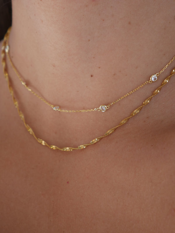 herringbone necklaces, choker necklaces for layering, gold necklaces, waterproof, nickel free, gold chains, twisted gold chain, sensitive skin, waterproof short necklaces, gift ideas, necklaces for layering, short necklaces, gift ideas