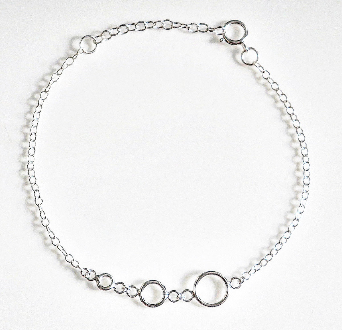 circle bracelet chain bracelet with circles 